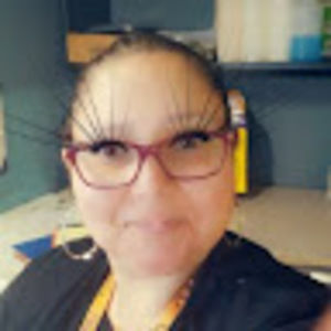 Meet your Posher, Adriana